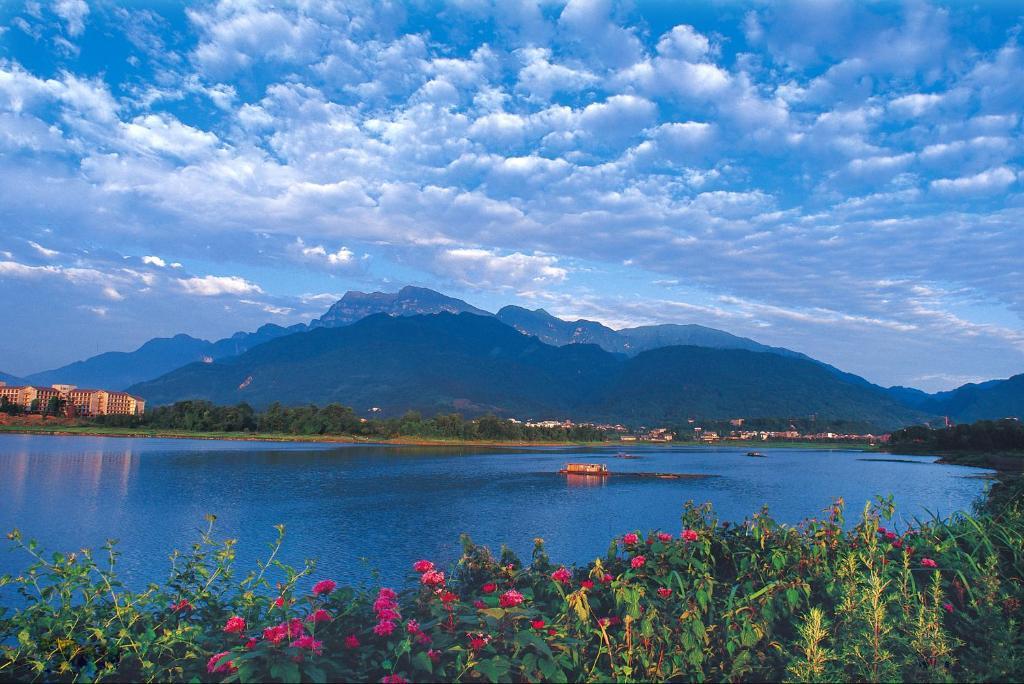 Shuxiang Hotel Mount Emei Emeishan Zewnętrze zdjęcie